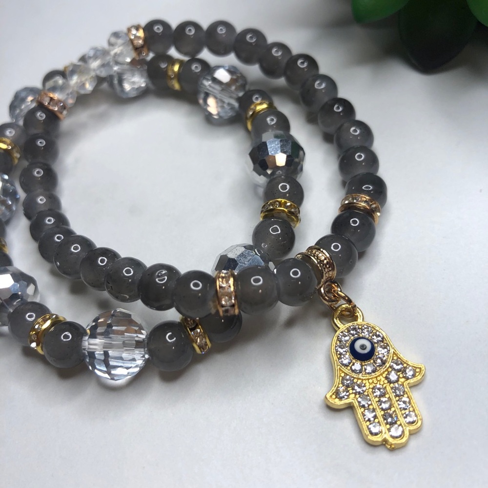 Grey beaded bracelet gold accents Hamsa charm - Picture 2 of 8